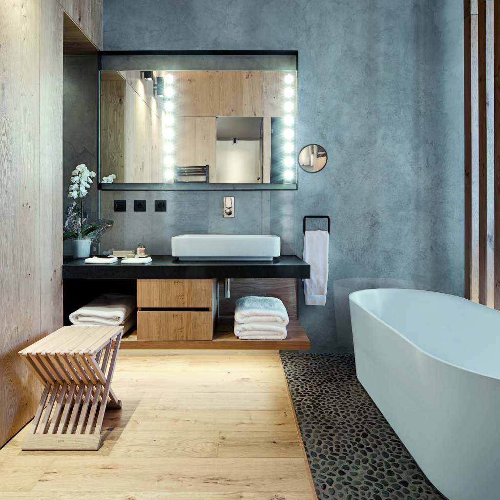 Modernes Badezimmer, fugenlos in Betonoptik